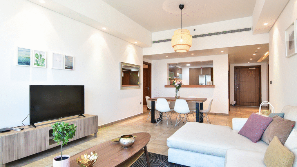 Spacious 4 BHK Flats at NeoTowns for Comfortable Family Living